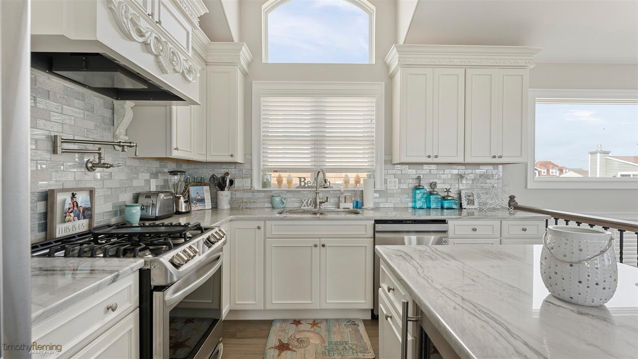 11 50th Street, Unit NORTH Sea Isle City, NJ 08243 - Photo 7 of 25