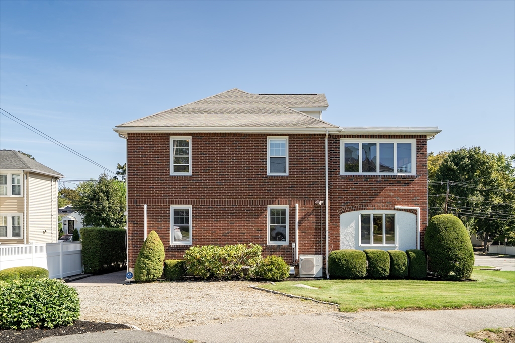 3-5 Annapolis Road Newton, MA 02465 - Photo 34 of 40