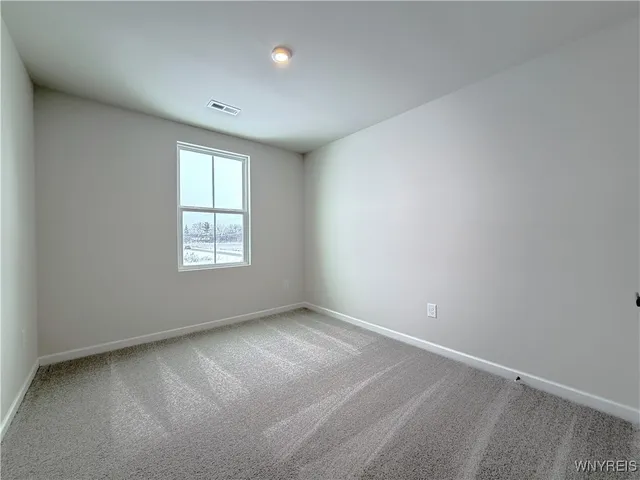 $299,900 | 6233B Thornden Park Drive, Lockport Town, NY 14094