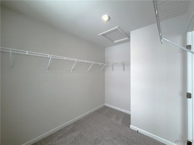 $299,900 | 6233B Thornden Park Drive, Lockport Town, NY 14094