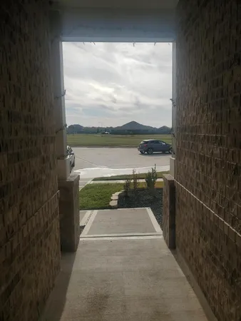 $2,200 | 1208 Mare Stable Court, Alvin, TX 77511