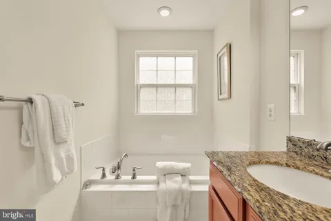 $599,990 | 5307 Smith's Cove Lane, Greenbelt, MD 20770