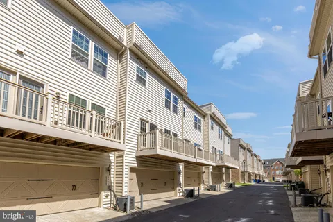 $599,990 | 5307 Smith's Cove Lane, Greenbelt, MD 20770