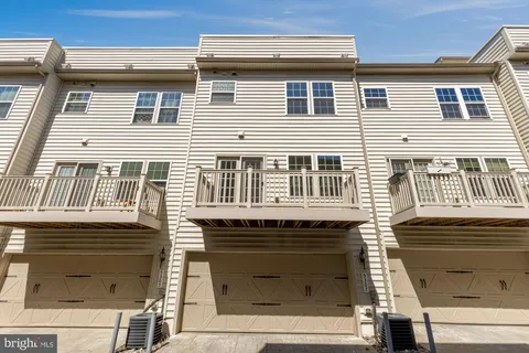 $599,990 | 5307 Smith's Cove Lane, Greenbelt, MD 20770