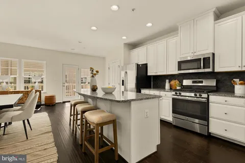 $599,990 | 5307 Smith's Cove Lane, Greenbelt, MD 20770