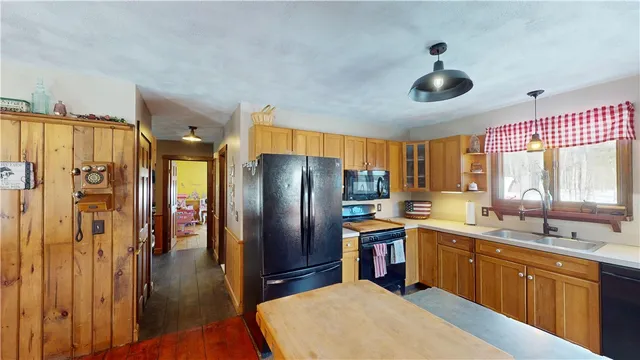 $650,000 | 55 Howard Hill Road, Foster, RI 02825