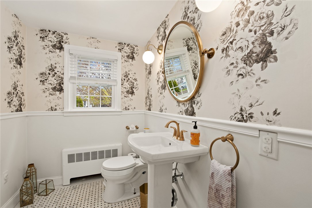 5 Ferncliff Road Barrington, RI 02806 - Photo 13 of 29