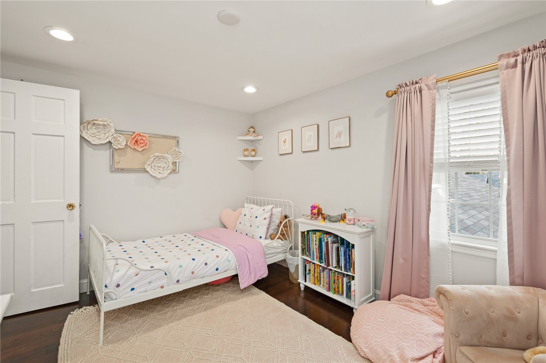 5 Ferncliff Road Barrington, RI 02806 - Photo 22 of 29