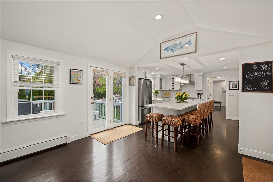5 Ferncliff Road Barrington, RI 02806 - Photo 4 of 29