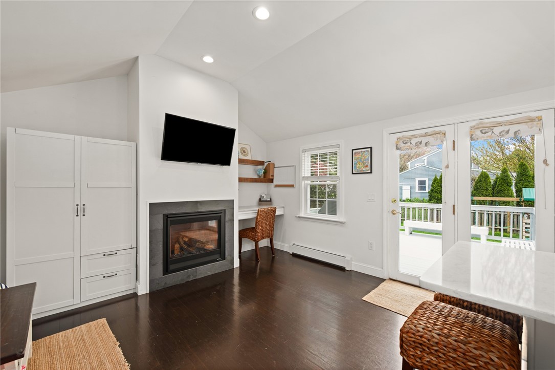 5 Ferncliff Road Barrington, RI 02806 - Photo 7 of 29