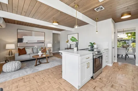 $1,835,000 | 809 Constitution Drive, Foster City, CA 94404