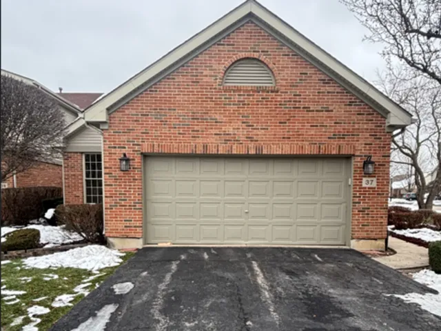 $319,900 | 37 Corinth Drive, Unit 37, Tinley Park, IL 60477