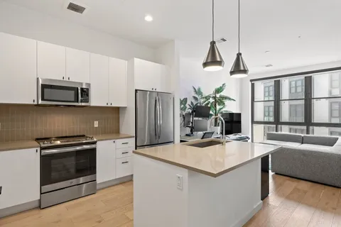 $335,000 | 800 Embassy Drive, Unit 413, Austin, TX 78702