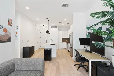 $335,000 | 800 Embassy Drive, Unit 413, Austin, TX 78702