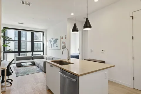 $335,000 | 800 Embassy Drive, Unit 413, Austin, TX 78702