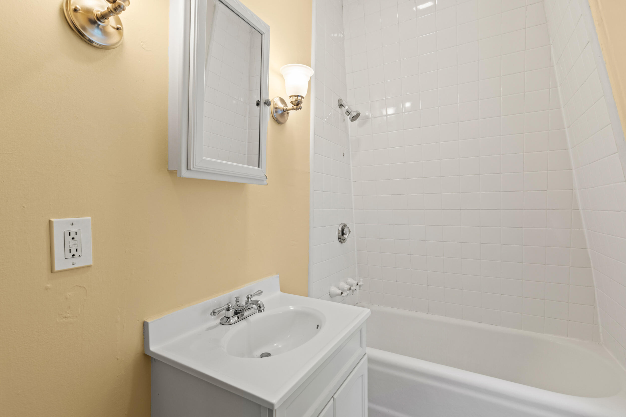 85 Spruce Street Portland, ME 04102 - Photo 36 of 57 83 spruce st, portland_015