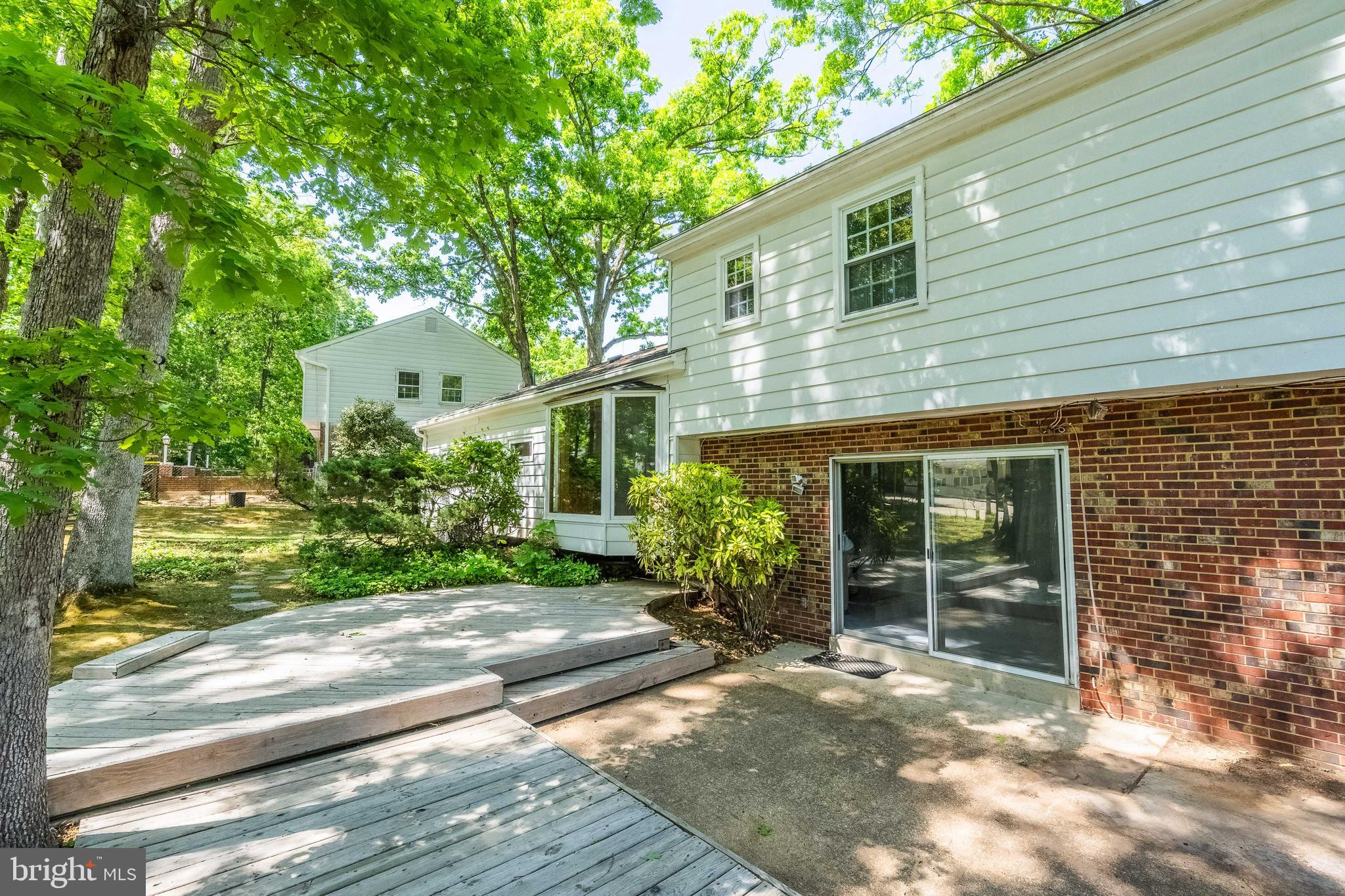 6118 Roxbury Avenue Springfield, VA 22152 - Photo 52 of 60
