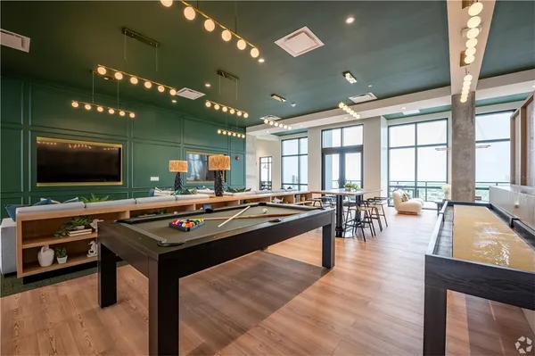 $5,564 | 221 Main Street North, Unit 1518, St. Petersburg, FL 33716