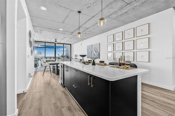 $5,564 | 221 Main Street North, Unit 1518, St. Petersburg, FL 33716