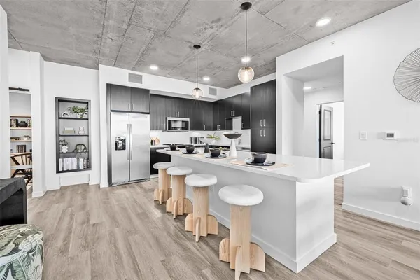 $5,564 | 221 Main Street North, Unit 1518, St. Petersburg, FL 33716