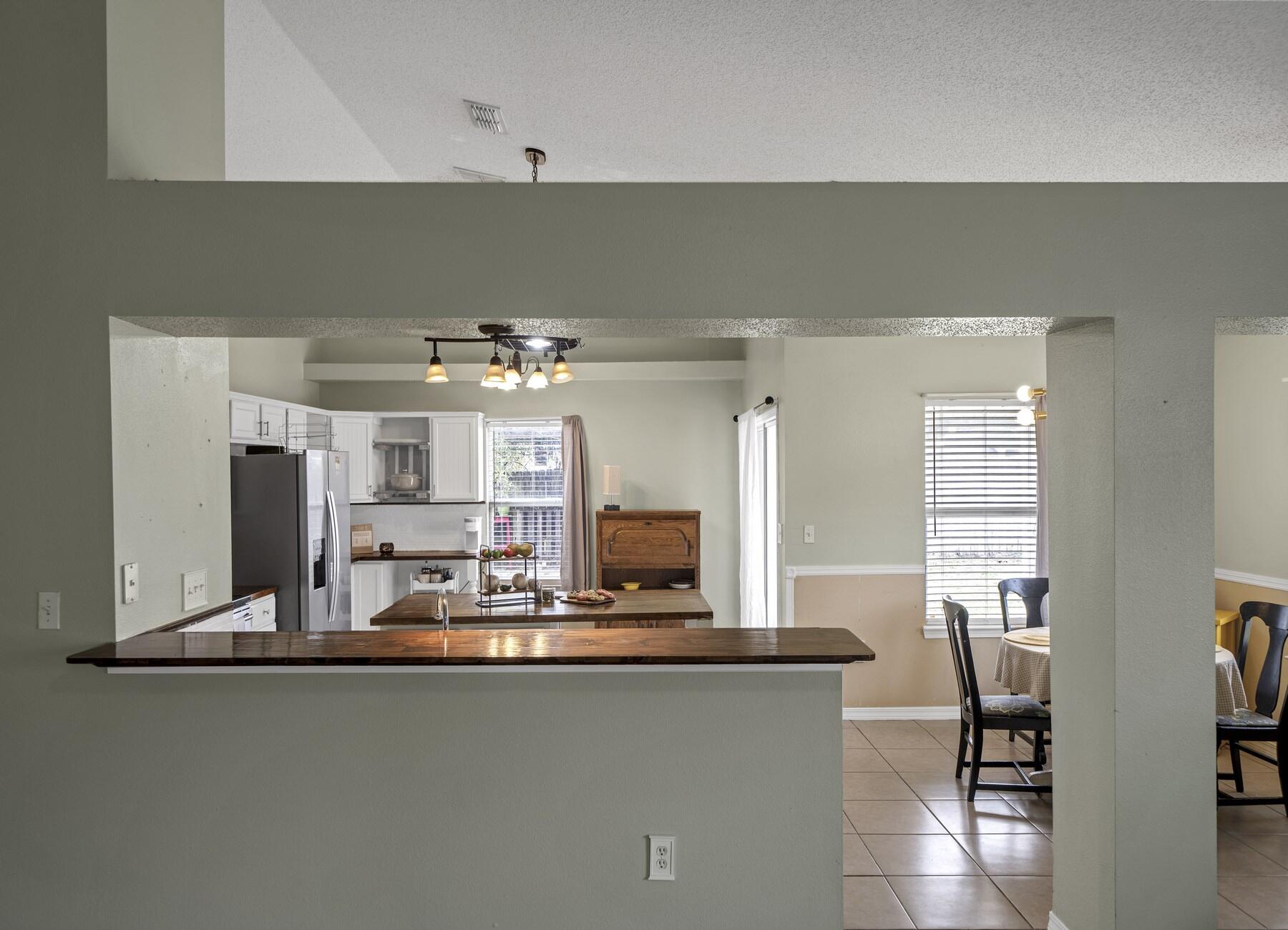 233 Limestone Circle Crestview, FL 32539 - Photo 26 of 40 DSC02817