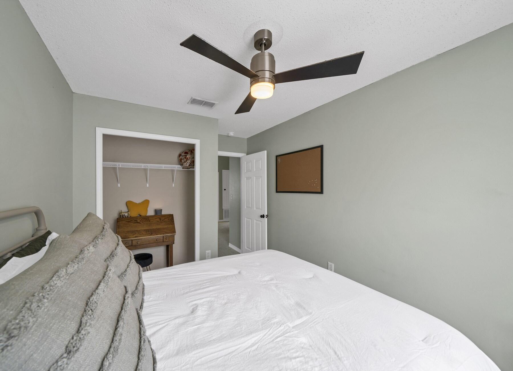233 Limestone Circle Crestview, FL 32539 - Photo 5 of 40 DSC02732