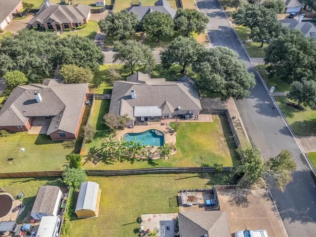 a picture of a bathroom with a sink