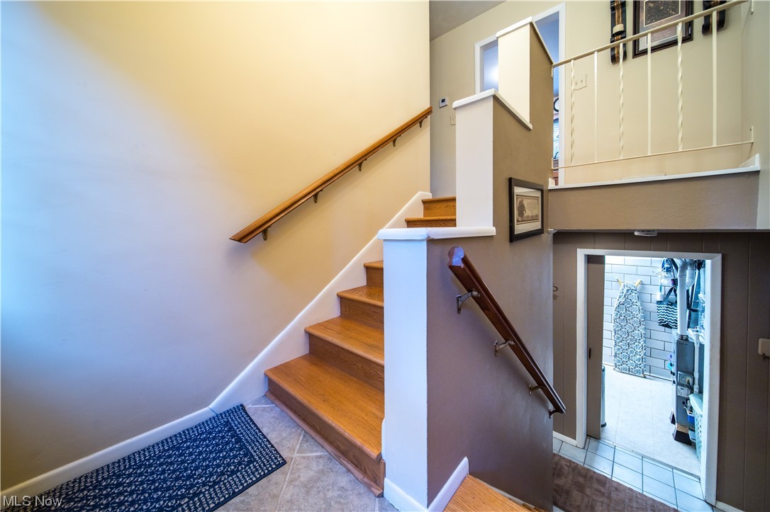 4142 Manchester Road Akron, OH 44319 - Photo 2 of 28