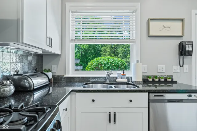 $3,499,999 | 4023 Cedar Hills N Drive, Greenwood, IN 46143