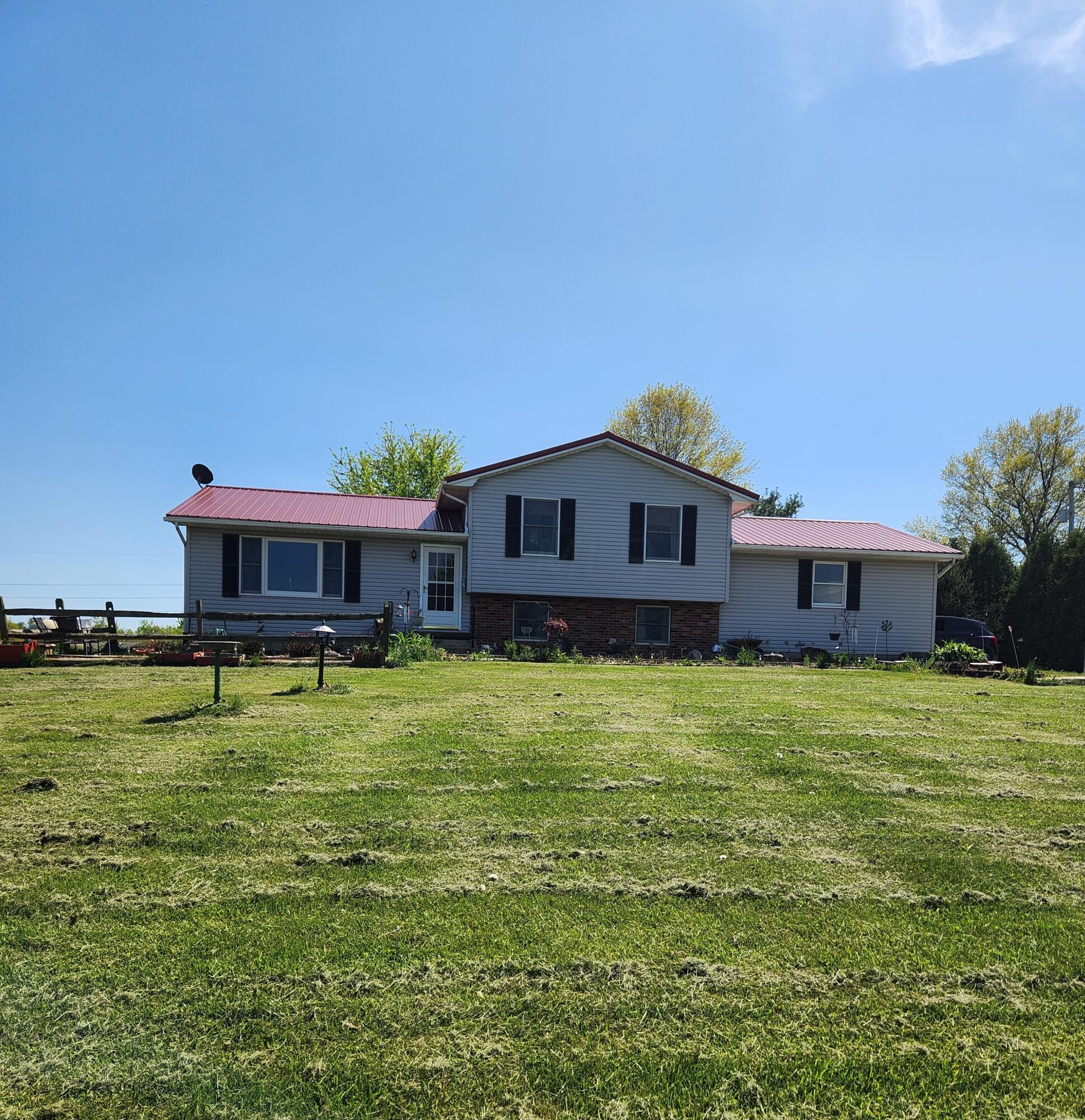 4214 Twp 49 Road Galion, OH 44833 - Photo 3 of 25 20230510_153818