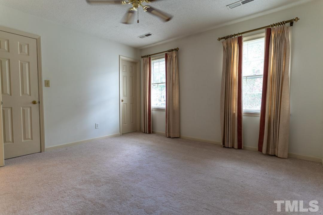 2820 Wycliff Road Raleigh, NC 27607 - Photo 9 of 14