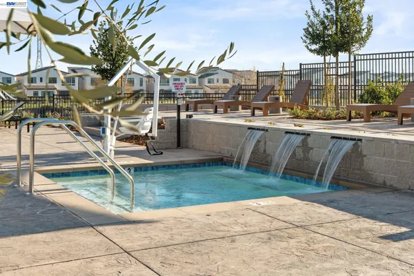 $699,999 | 2517 Cyan Drive, Fairfield, CA 94533