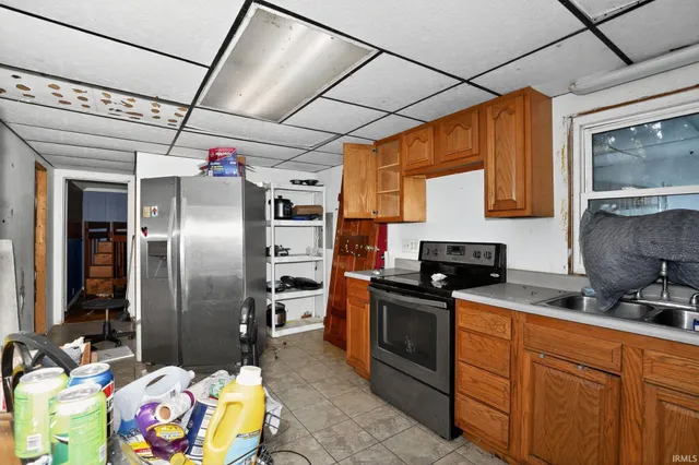 $33,500 | 301 East Summitville Street, Summitville, IN 46070