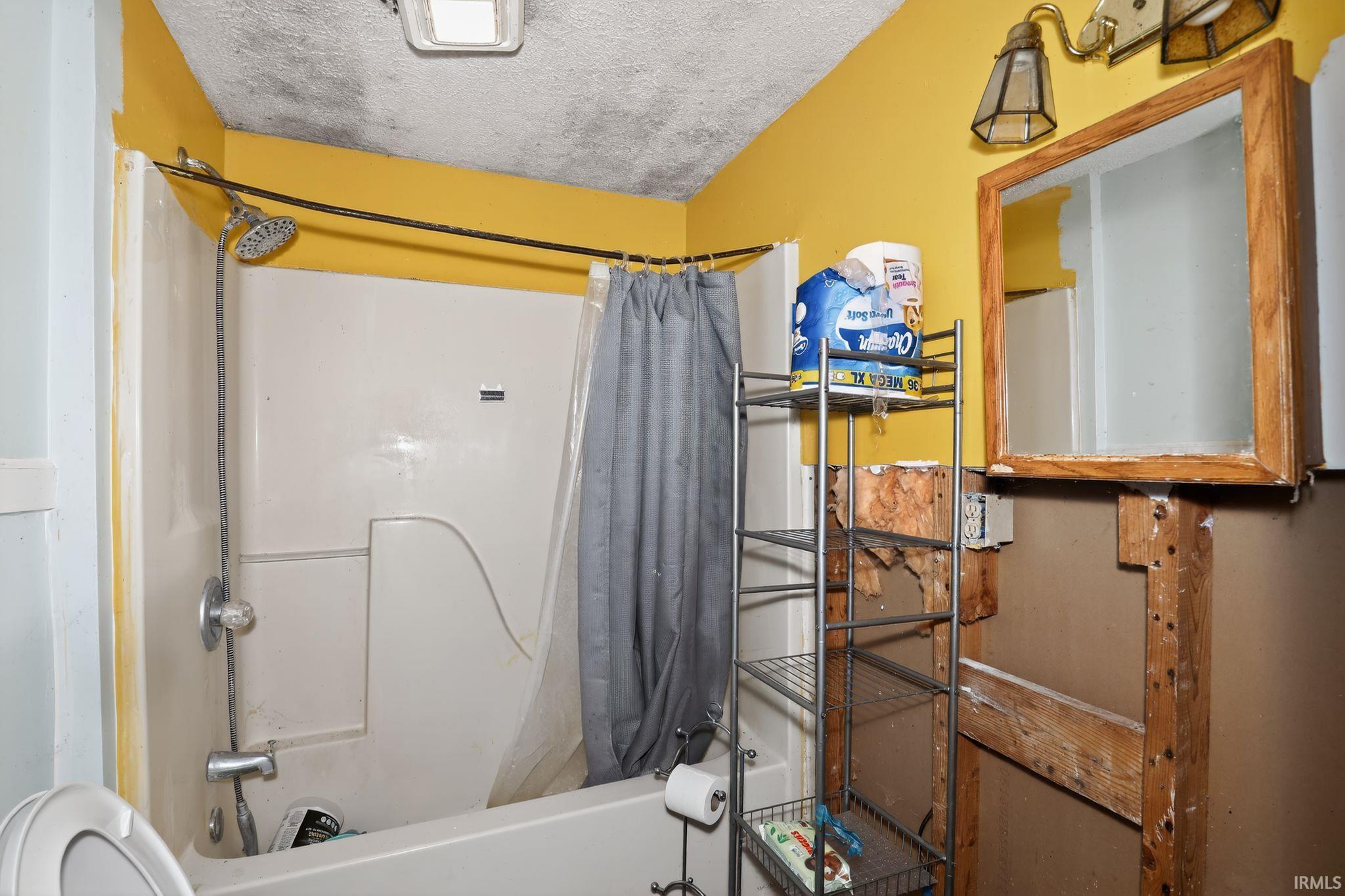 301 East Summitville Street Summitville, IN 46070 - Photo 26 of 30