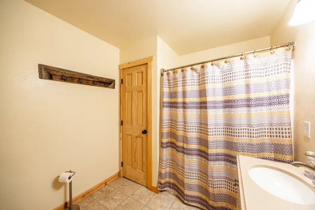 $869,000 | 821 Dietz Beatty Gulch Road, Sheridan, WY 82801