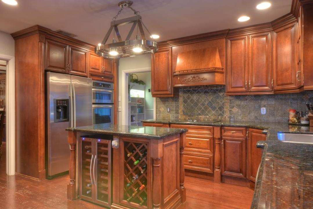 532 Southwest 15th Road Boca Raton, FL 33432 - Photo 5 of 61 Granite Kitchen