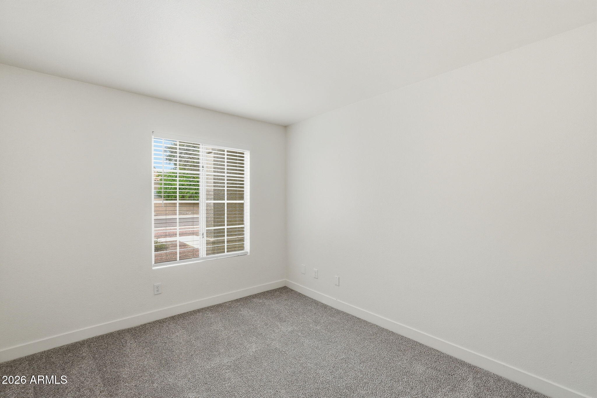 9235 West John Cabot Road Peoria, AZ 85382 - Photo 16 of 33 Bedroom 1