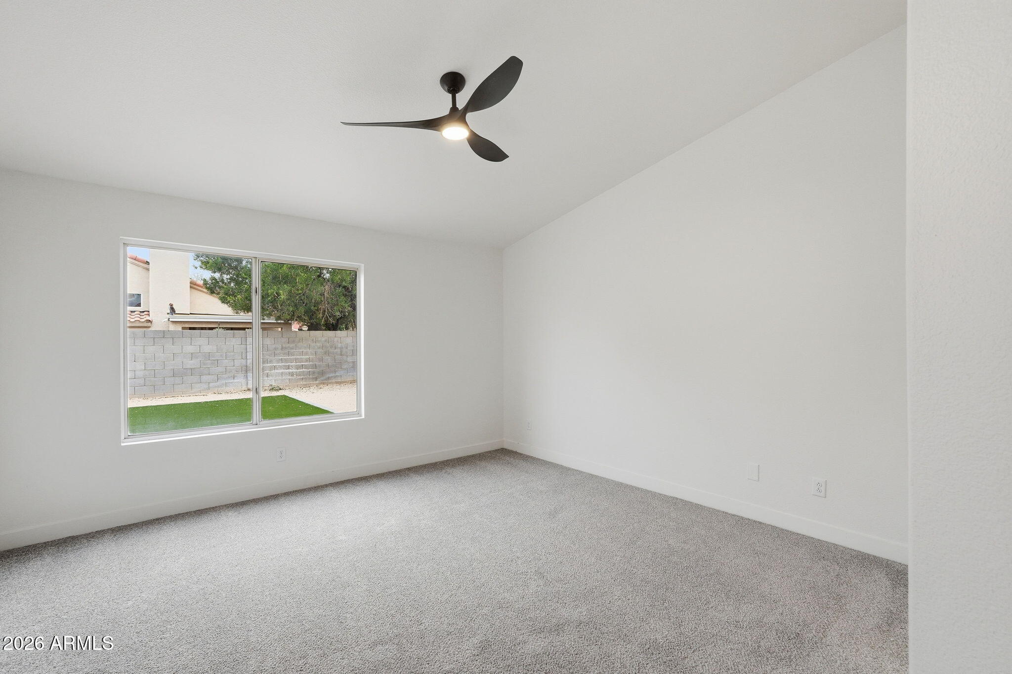 9235 West John Cabot Road Peoria, AZ 85382 - Photo 19 of 33 Primary Suite