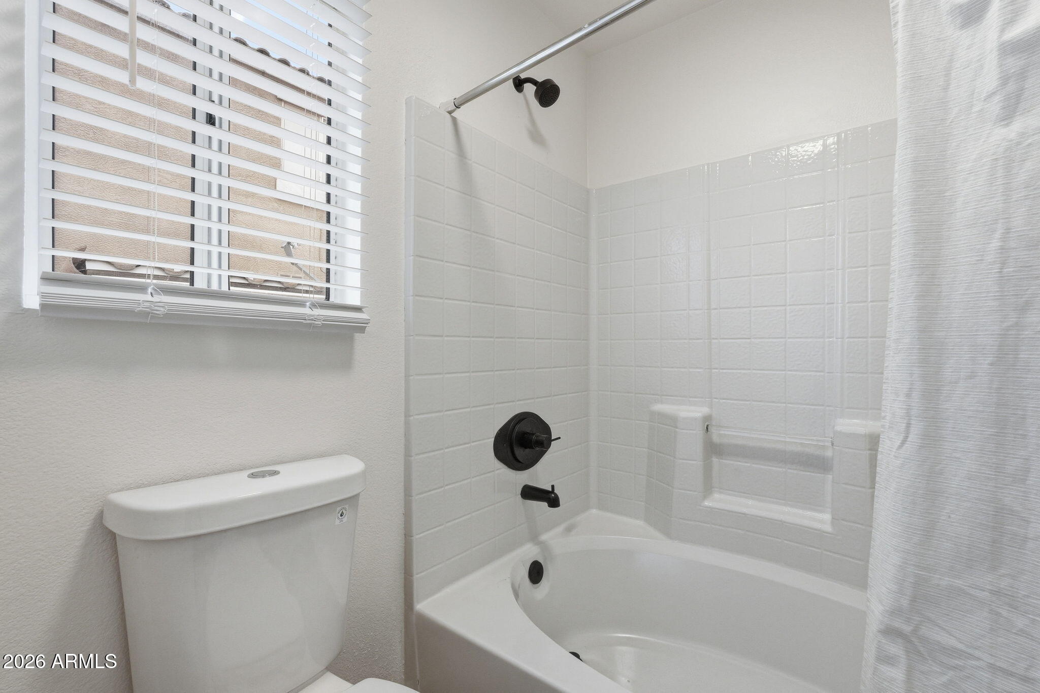 9235 West John Cabot Road Peoria, AZ 85382 - Photo 25 of 33 Primary En Suite
