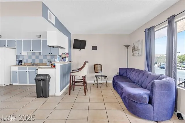 $1,050 | 4140 Solteros Street, Unit 3, Las Vegas, NV 89103