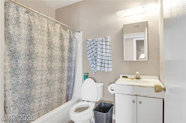 $1,050 | 4140 Solteros Street, Unit 3, Las Vegas, NV 89103