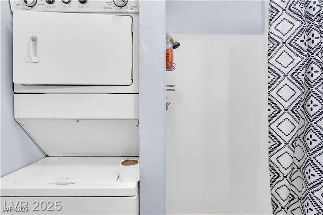 $1,050 | 4140 Solteros Street, Unit 3, Las Vegas, NV 89103