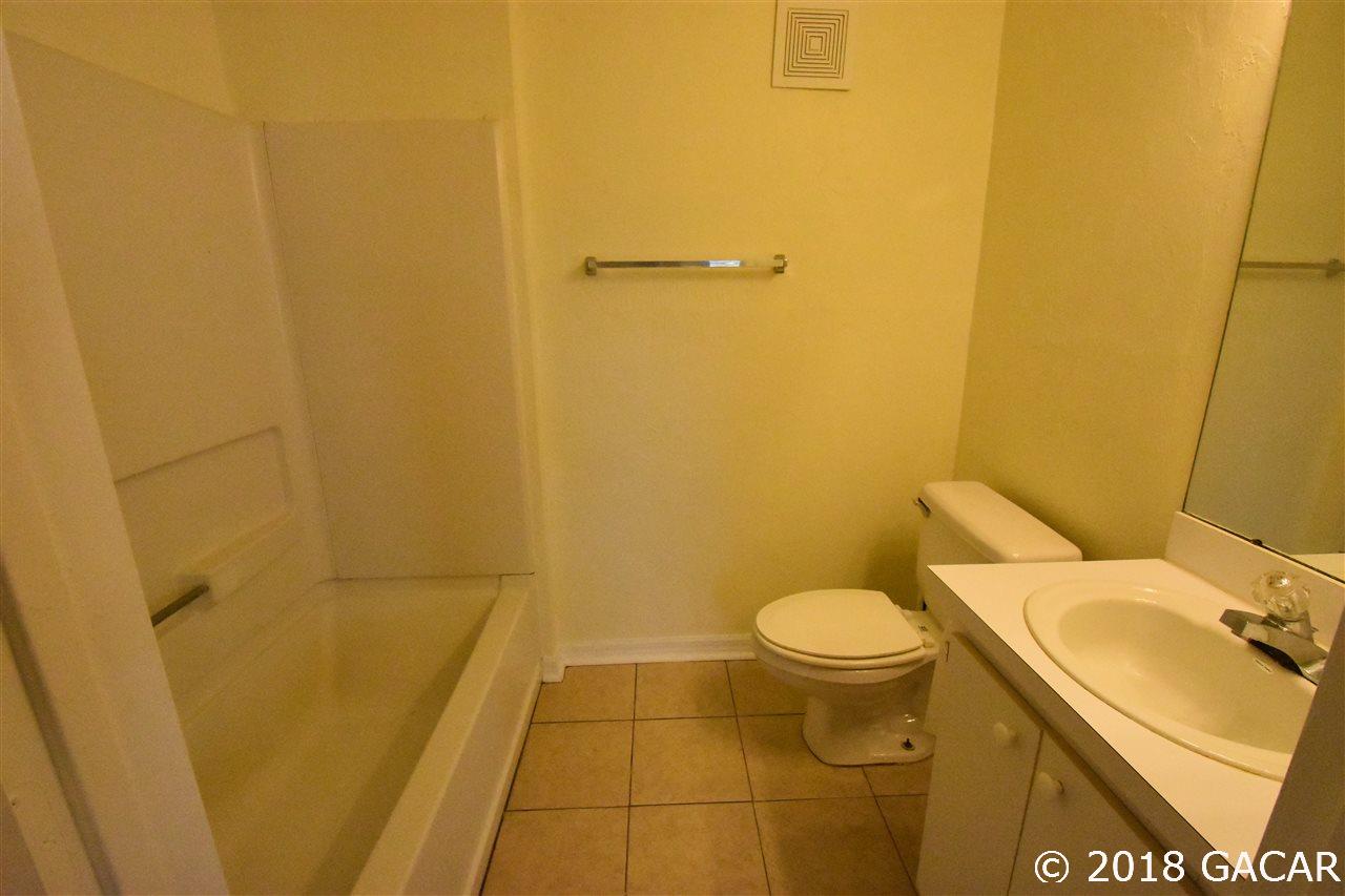 4000 Southwest 23rd Street, Unit 101 Gainesville, FL 32608 - Photo 9 of 29