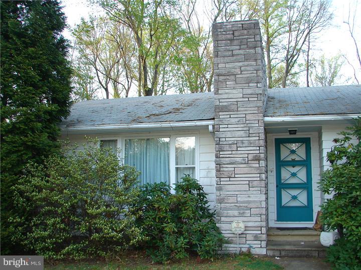 769 Chews Landing Road Clementon, NJ 08021 - Photo 1 of 8