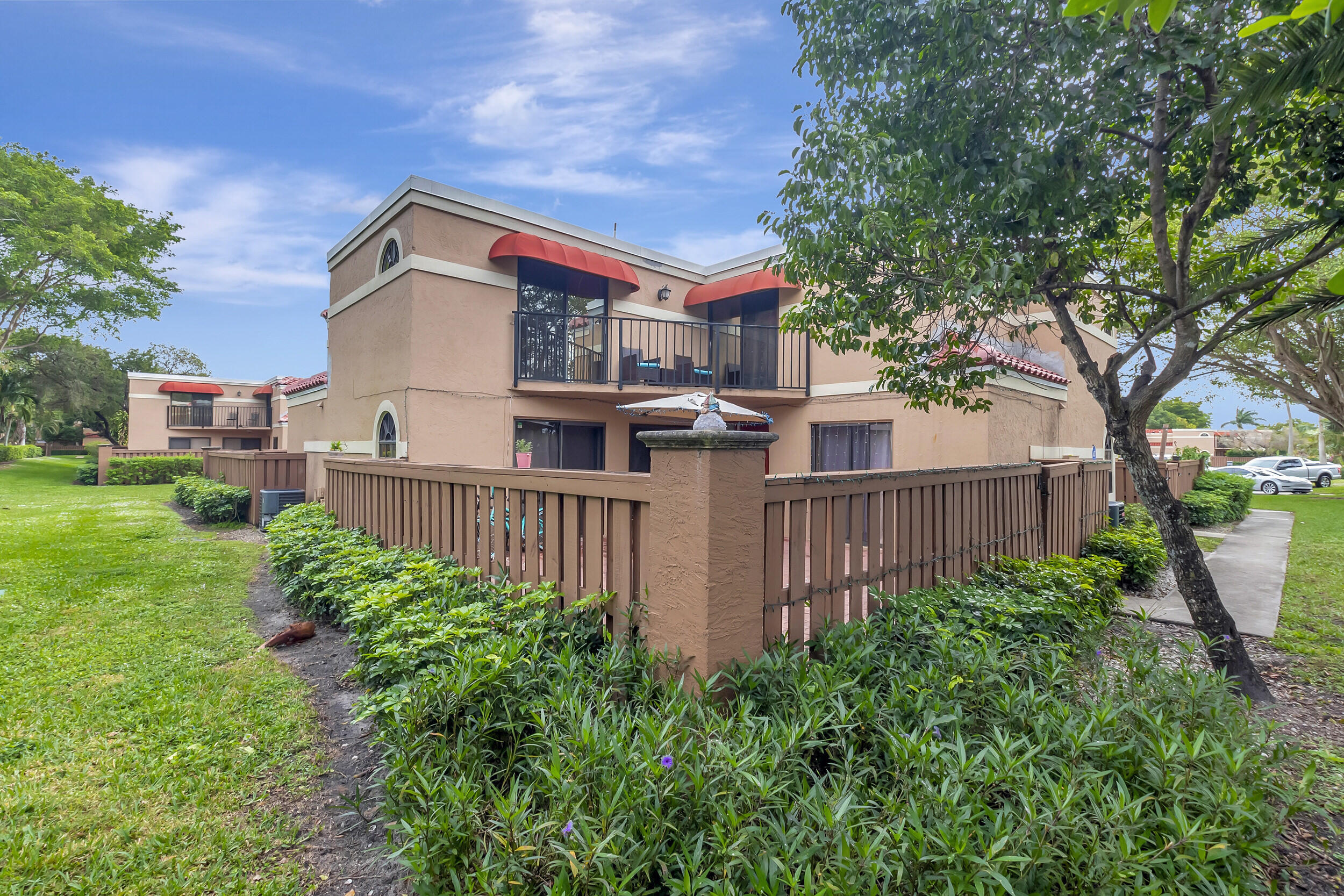 8297 Thames Boulevard, Unit A Boca Raton, FL 33433 - Photo 1 of 21 01_dsc_5564