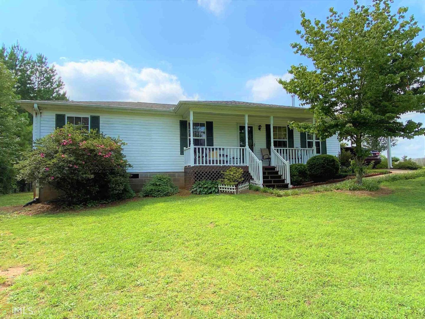 1094 Hayes Road Toccoa, GA 30577 - Photo 1 of 1