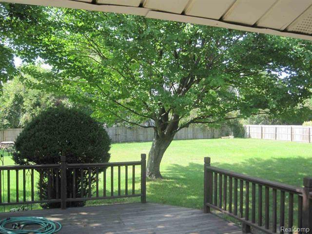 3155 Range Road Port Huron, MI 48060 - Photo 19 of 23 31213023-22.jpg