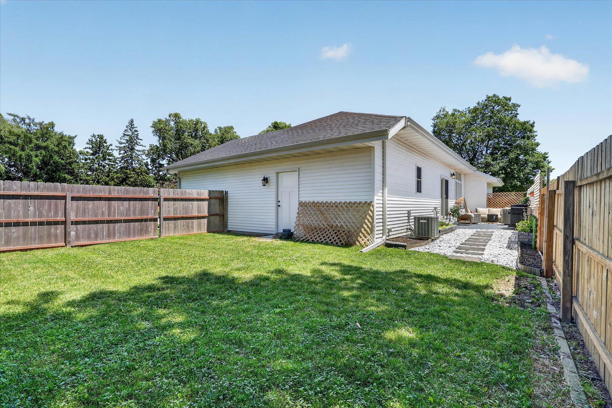 2232 Rutledge Avenue Janesville, WI 53545 - Photo 38 of 39