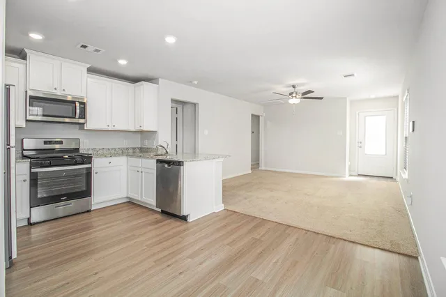 $229,999 | 11420 Amber Plns Drive, Houston, TX 77048