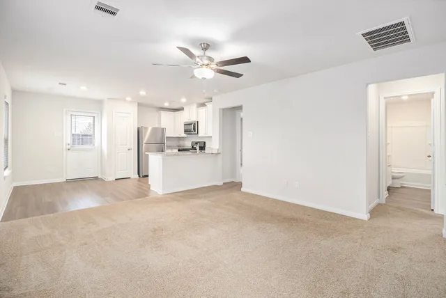 $229,999 | 11420 Amber Plns Drive, Houston, TX 77048